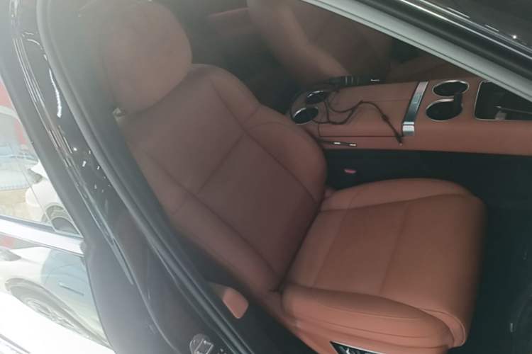 Used Li Auto L8 2024 Pro Model Right Front Seat