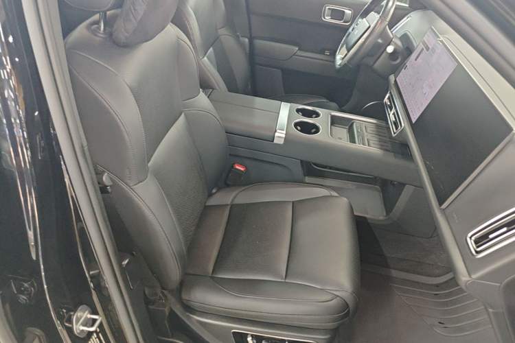 Used Li Auto L8 2024 Ultra Model Right Front Seat