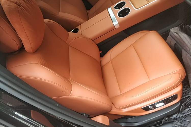 Used Li Auto L8 2024 Pro Model Right Front Seat