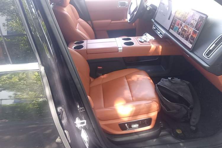Used Li Auto L8 2024 Pro Model Right Front Seat