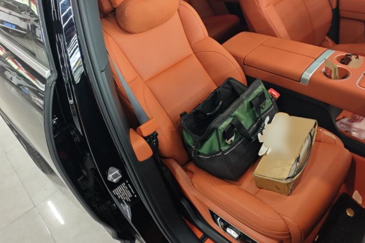 Used Li Auto L8 2024 Max Right Front Seat
