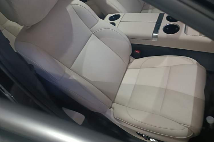 Used Li Auto L8 2024 Max Right Front Seat