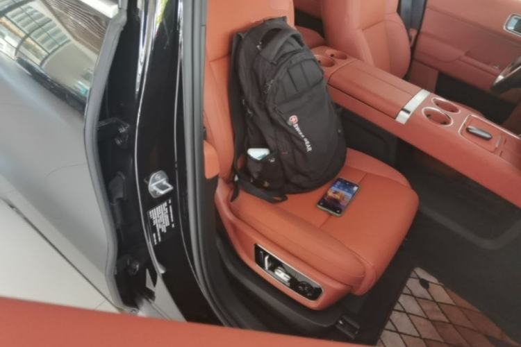 Used Li Auto L8 2024 Pro Model Right Front Seat