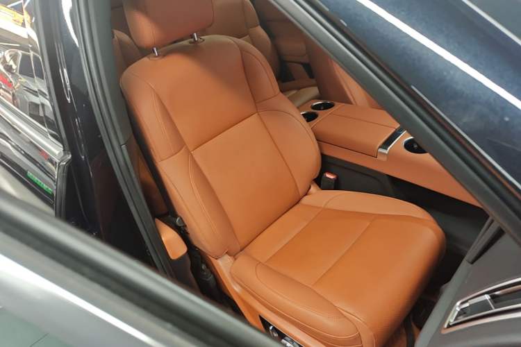 Used Li Auto L8 2024 Pro Model Right Front Seat