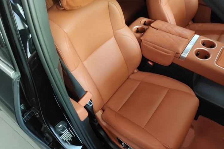 Used Li Auto L8 2024 Max Right Front Seat