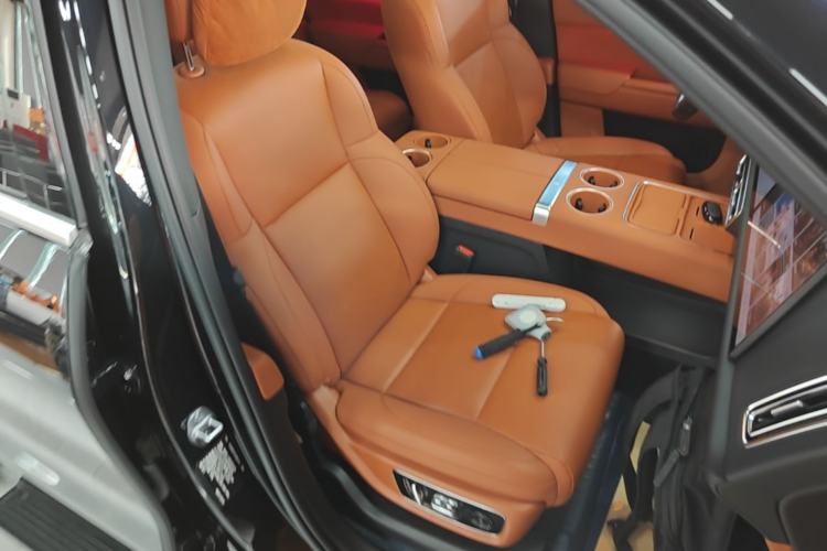 Used Li Auto L8 2024 Pro Model Right Front Seat