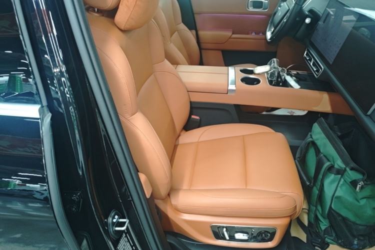 Used Li Auto L8 2024 Pro Model Right Front Seat