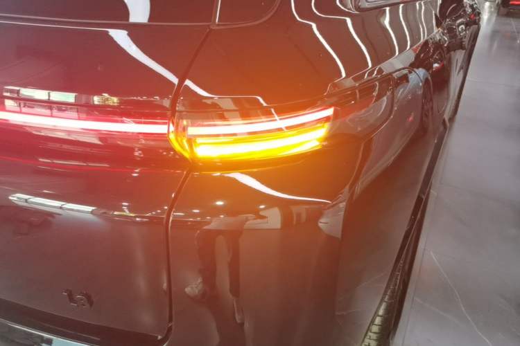 Used Li Auto L8 2024 Pro Model Right Rear Taillight