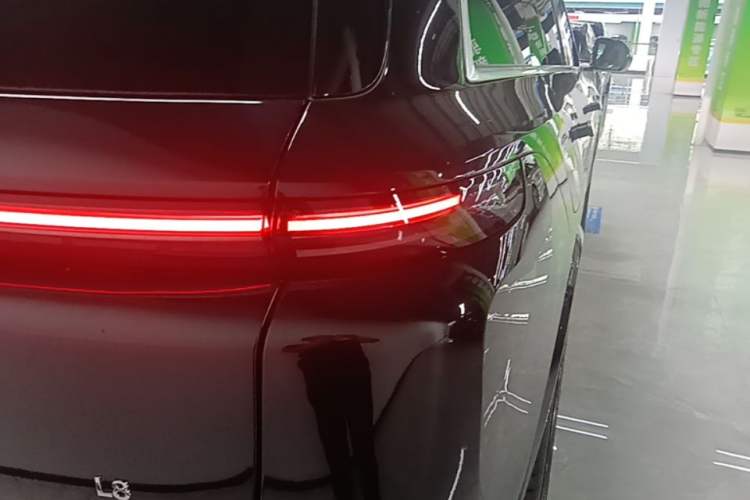 Used Li Auto L8 2024 Pro Model Right Rear Taillight