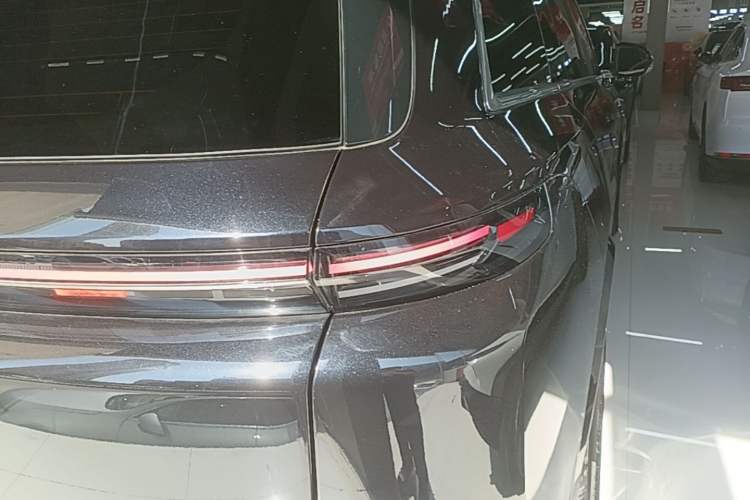 Used Li Auto L8 2024 Pro Model Right Rear Taillight