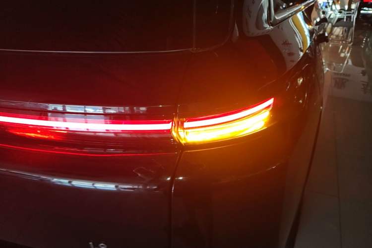 Used Li Auto L8 2024 Pro Model Right Rear Taillight