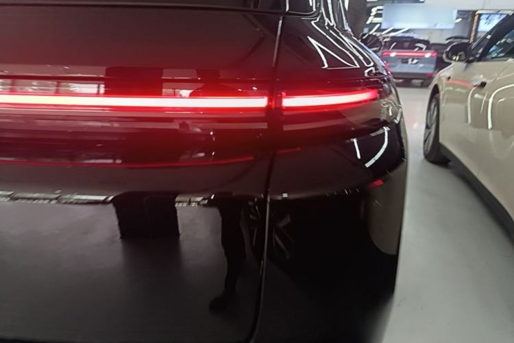 Used Li Auto L8 2024 Pro Model Right Rear Taillight