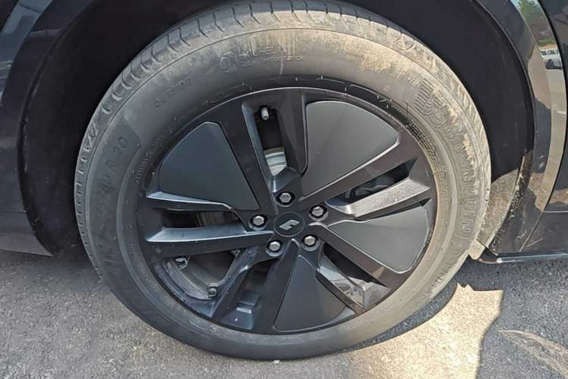 Used Li Auto L8 2024 Pro Model Right Rear Wheel Hub
