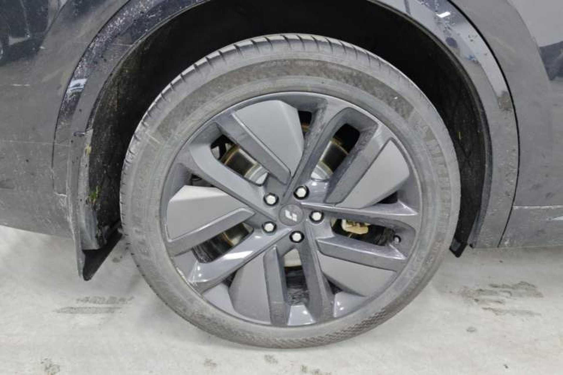 Used Li Auto L8 2024 Max Right Rear Wheel Hub