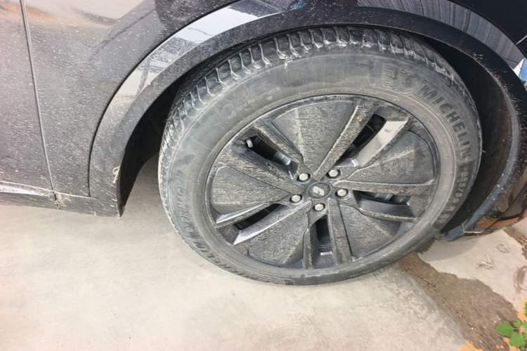 Used Li Auto L8 2024 Max Right Rear Wheel Hub