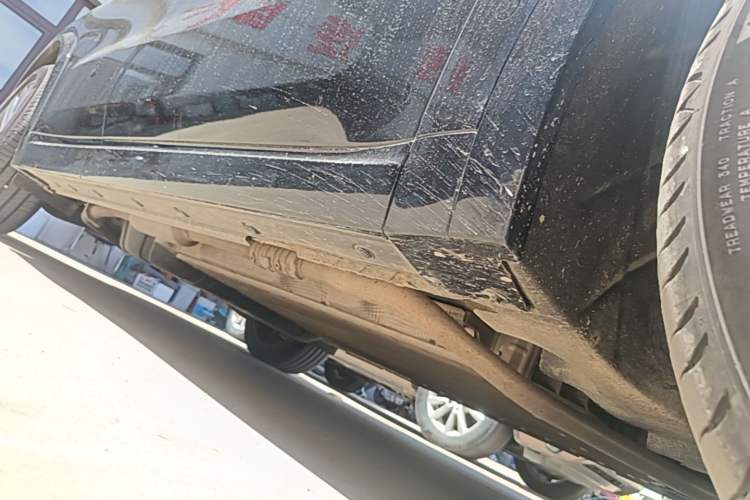 Used Li Auto L8 2024 Max Right Side Sill