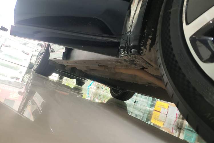 Used Li Auto L8 2024 Pro Model Right Side Sill
