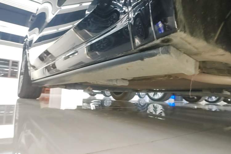 Used Li Auto L8 2024 Pro Model Right Side Sill