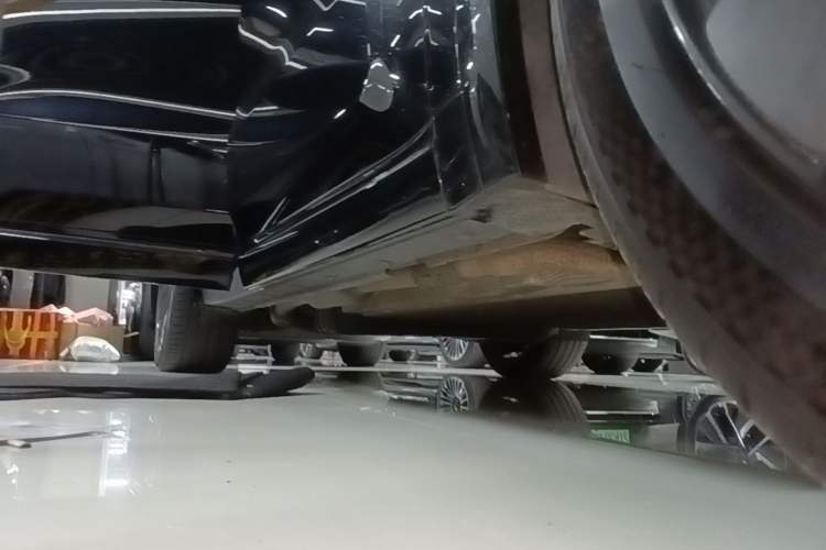 Used Li Auto L8 2024 Max Right Side Sill