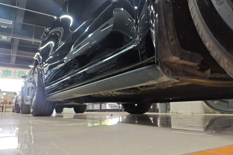 Used Li Auto L8 2024 Max Right Side Sill