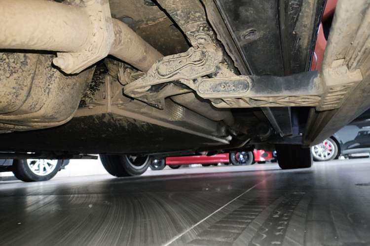 Used Li Auto L8 2024 Ultra Model Right Side Sill