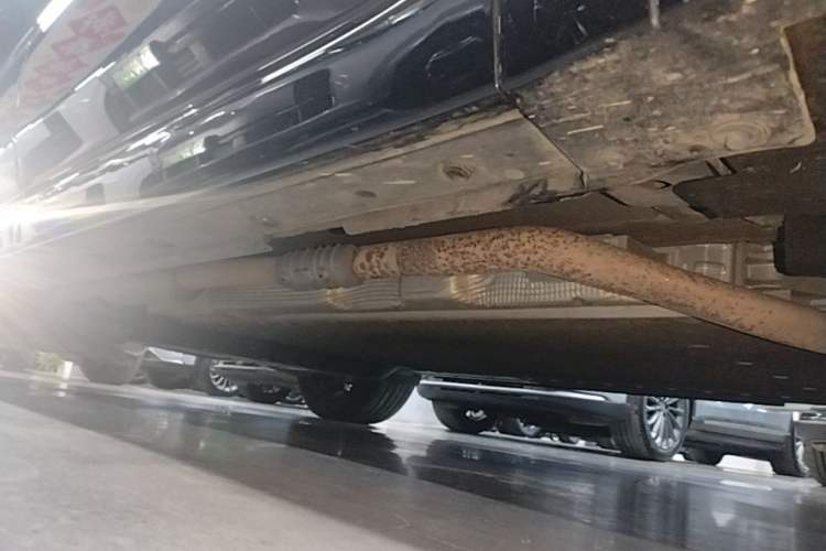 Used Li Auto L8 2024 Pro Model Right Side Sill