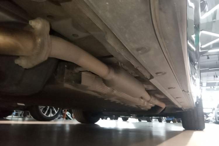 Used Li Auto L8 2024 Pro Model Right Side Sill
