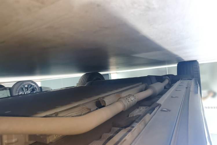 Used Li Auto L8 2024 Pro Model Right Side Sill