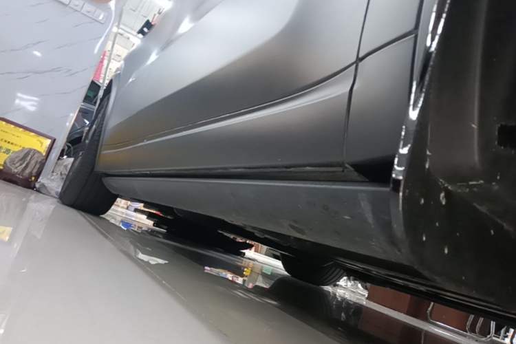 Used Li Auto L8 2024 Max Right Side Sill