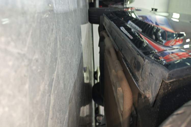 Used Li Auto L8 2024 Pro Model Right Side Sill