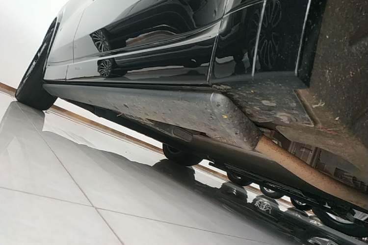 Used Li Auto L8 2024 Max Right Side Sill