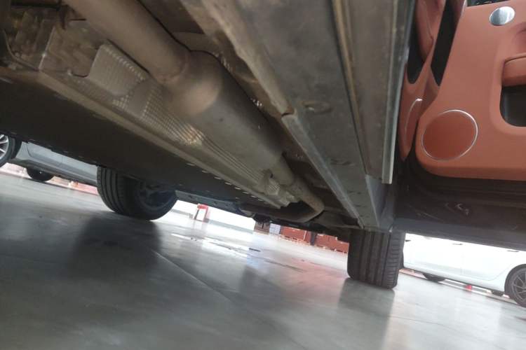 Used Li Auto L8 2024 Pro Model Right Side Sill