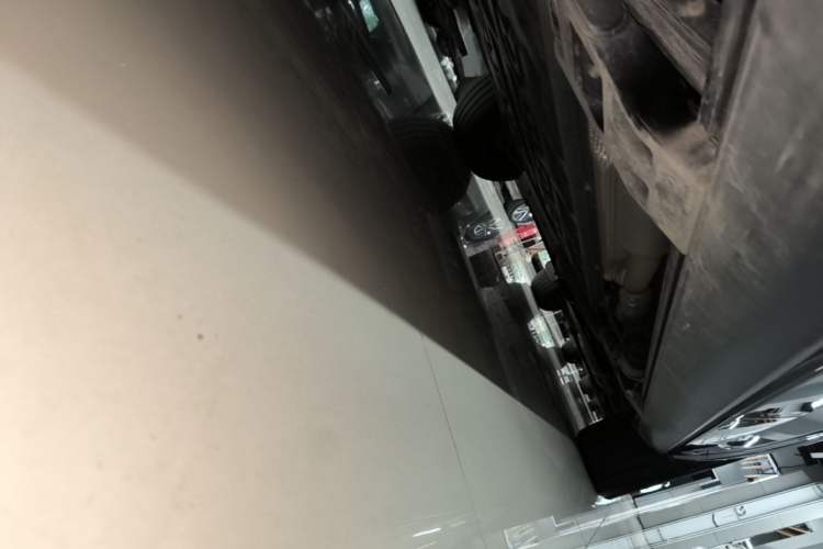 Used Li Auto L8 2024 Pro Model Right Side Sill