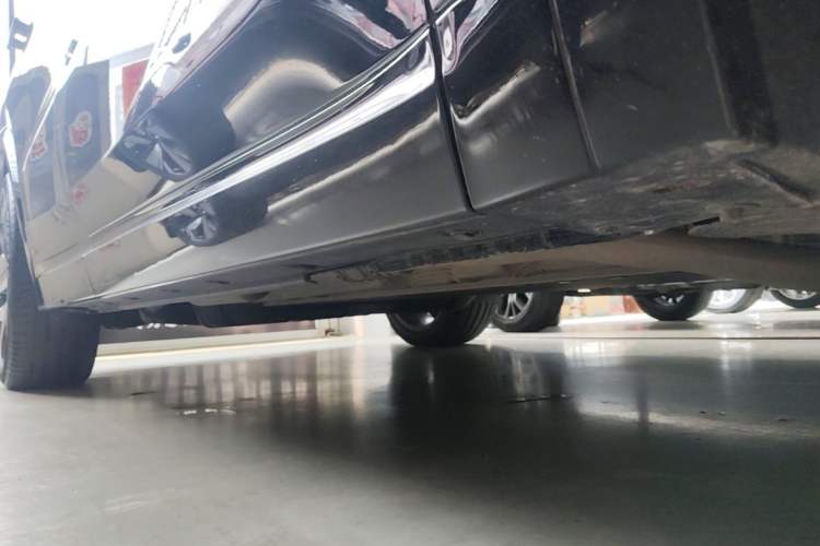 Used Li Auto L8 2024 Pro Model Right Side Sill