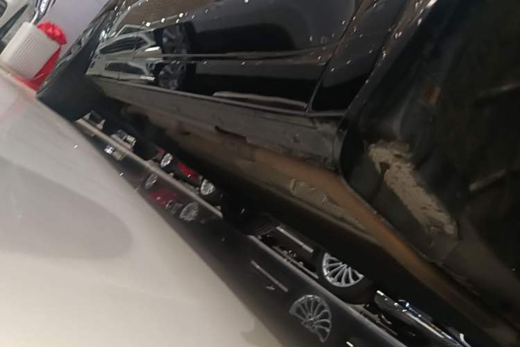 Used Li Auto L8 2024 Max Right Side Sill