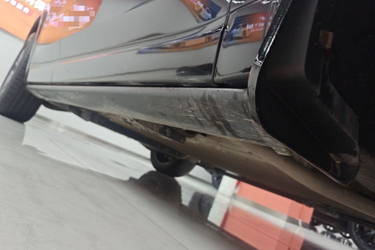 Used Li Auto L8 2024 Pro Model Right Side Sill