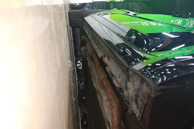 Used Li Auto L8 2024 Pro Model Right Side Sill