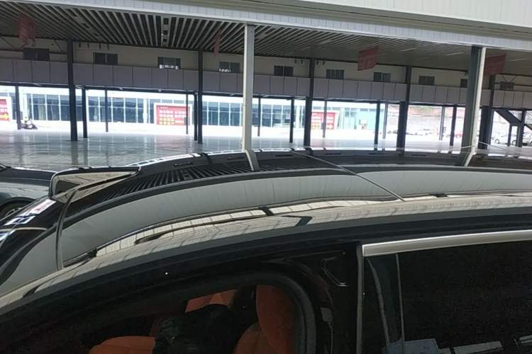 Used Li Auto L8 2024 Max Roof
