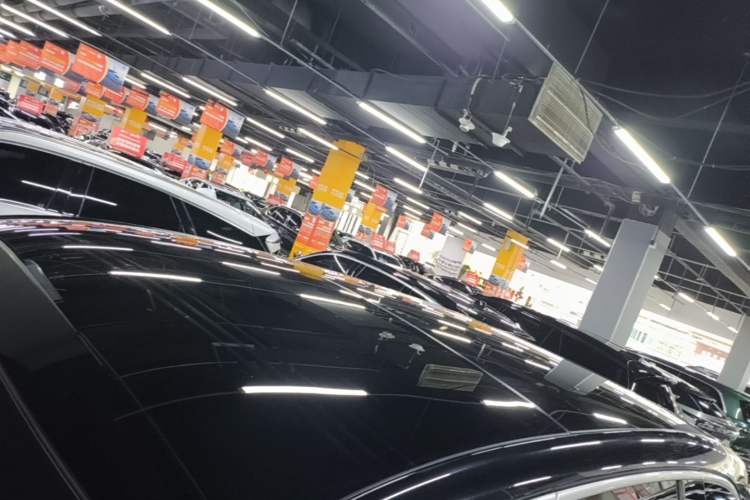 Used Li Auto L8 2024 Pro Model Roof