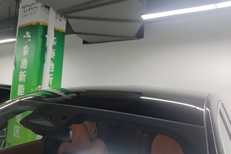 Used Li Auto L8 2024 Pro Model Roof