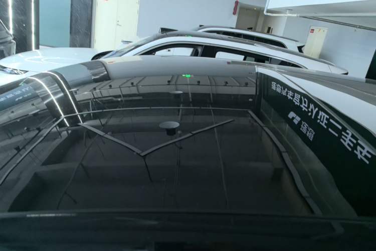 Used Li Auto L8 2024 Pro Model Roof