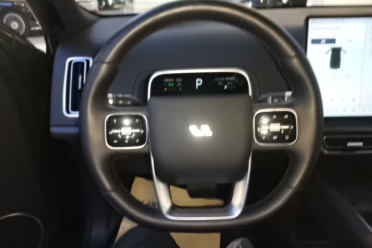 Used Li Auto L8 2024 Ultra Model Steering Wheel