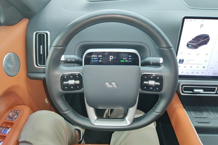Used Li Auto L8 2024 Pro Model Steering Wheel