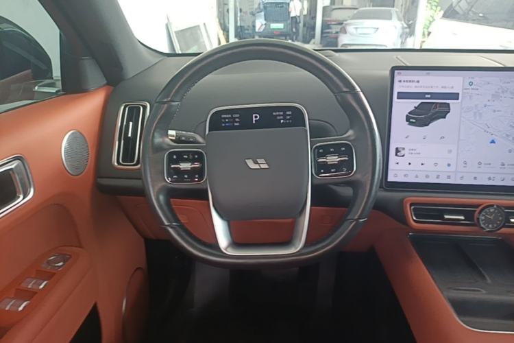 Used Li Auto L8 2024 Ultra Model Steering Wheel