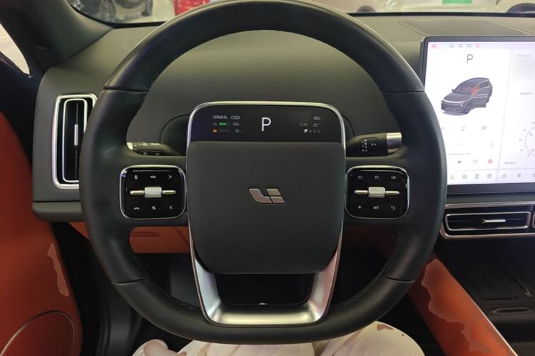 Used Li Auto L8 2024 Pro Model Steering Wheel