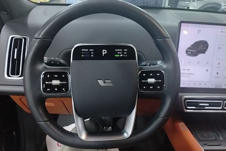 Used Li Auto L8 2024 Pro Model Steering Wheel