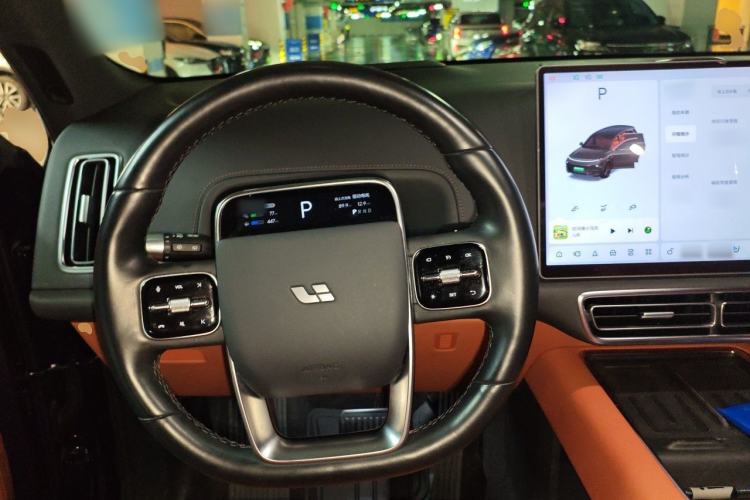 Used Li Auto L8 2024 Pro Model Steering Wheel