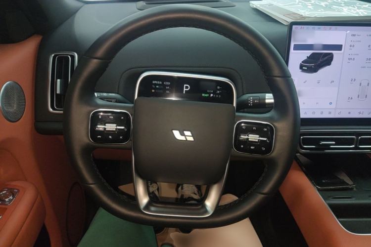 Used Li Auto L8 2024 Pro Model Steering Wheel