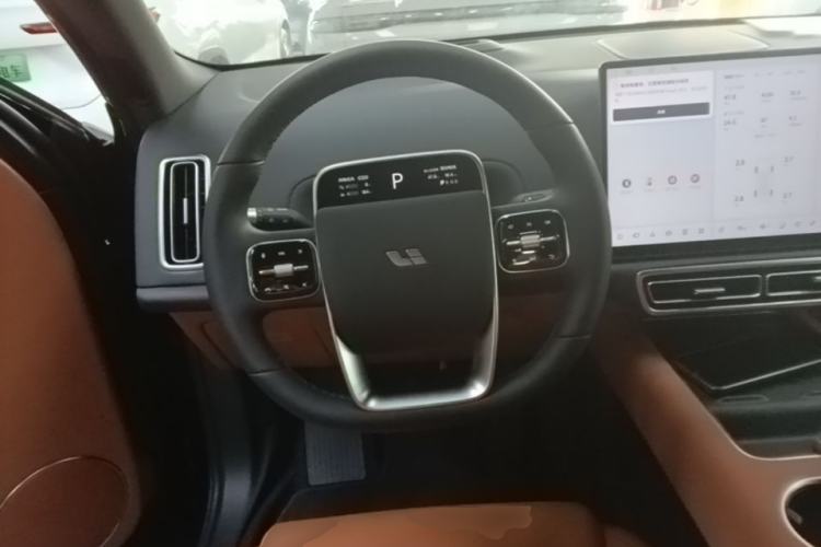 Used Li Auto L8 2024 Pro Model Steering Wheel