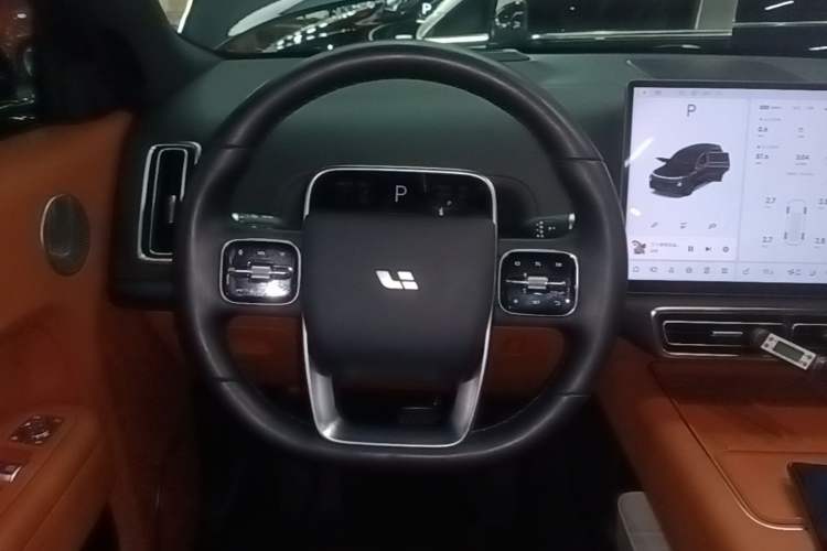 Used Li Auto L8 2024 Pro Model Steering Wheel